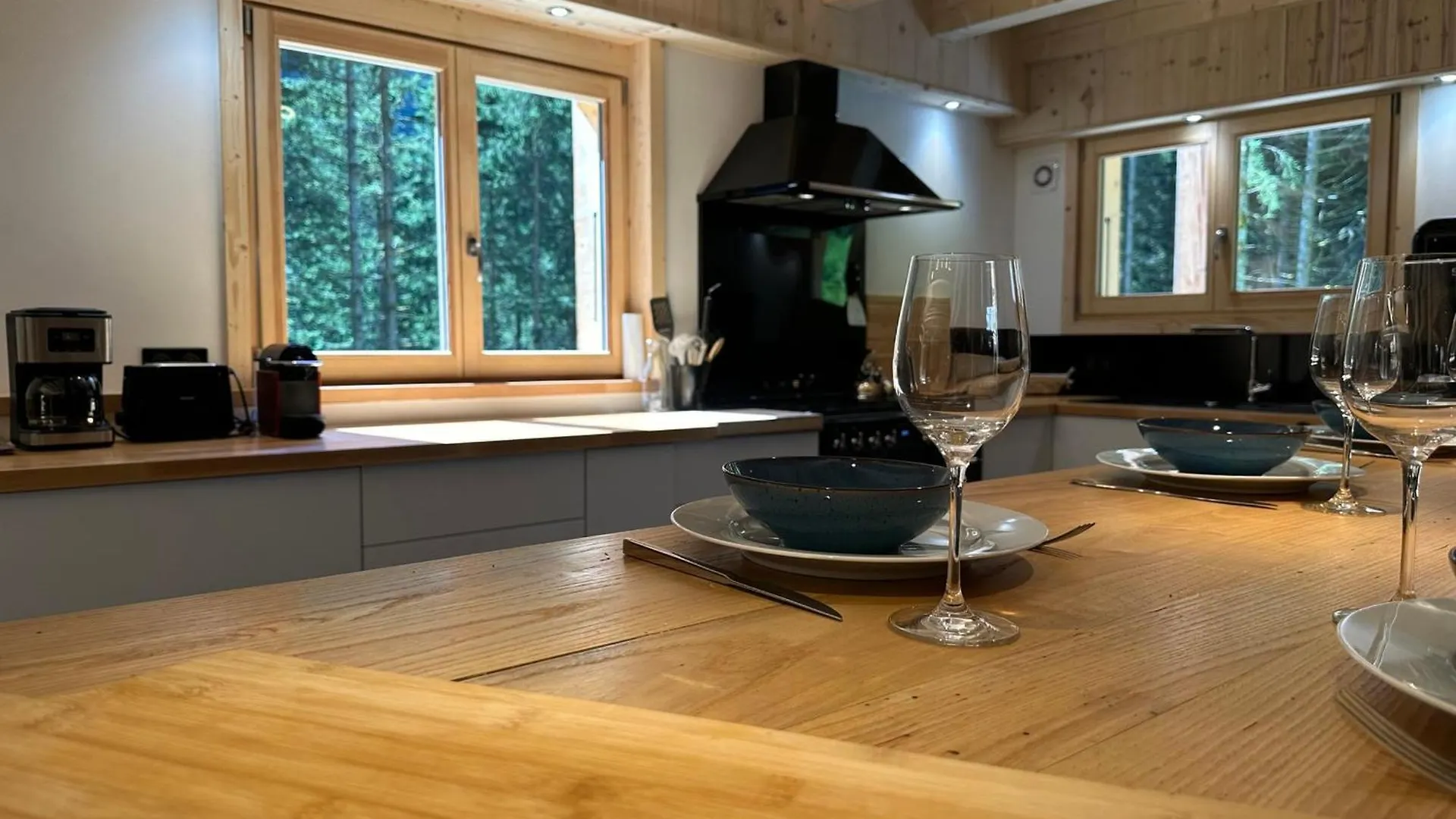 Chalet Confortable Avec Cheminee Et Terrasse A Samoens - Fr-1-624-5